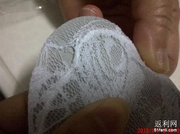 三个月婴儿吃多大奶嘴 201071414498315_700.jpg