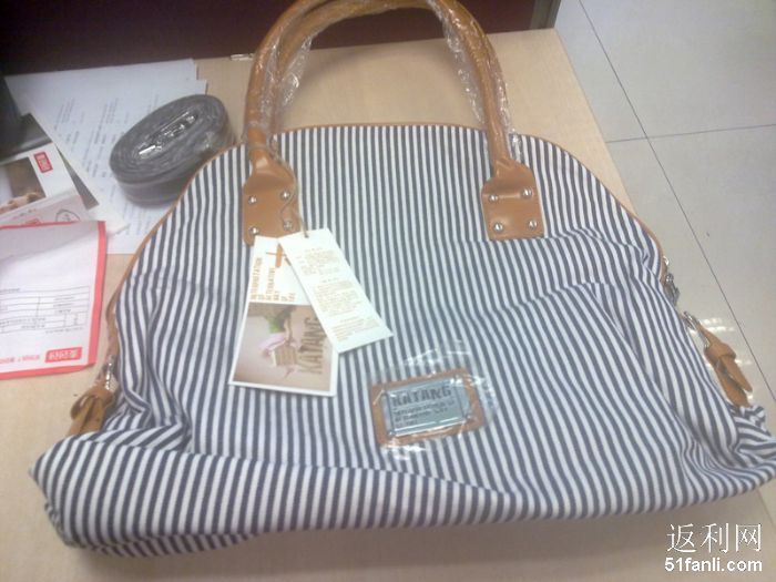 2011120812175_700.jpg